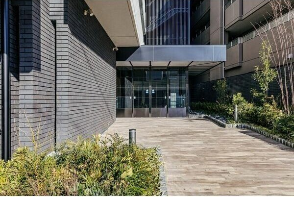 ザ・パークハビオ新栄のエントランス