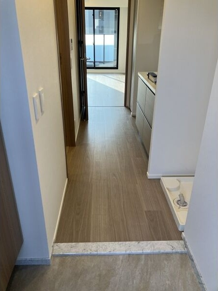 ザ・パークハビオ新栄の玄関