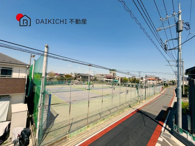 【前面道路含む現地写真】 | ワイウッドコート鴻巣市滝馬室第2期　新築戸建　全2棟　1号棟