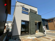 ワイウッドコート鴻巣市滝馬室第2期　新築戸建　全2棟　1号棟の画像