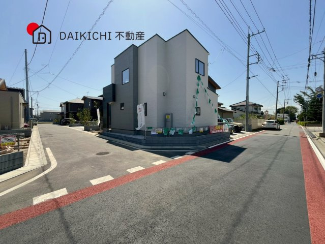 【前面道路含む現地写真】 | ワイウッドコート鴻巣市滝馬室第2期　新築戸建　全2棟　1号棟