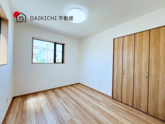 【洋室】 | ワイウッドコート鴻巣市滝馬室第2期　新築戸建　全2棟　1号棟