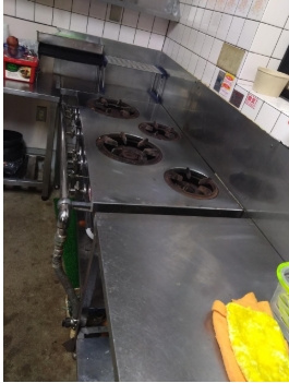 チームＬＡＢＯ前店舗の内装