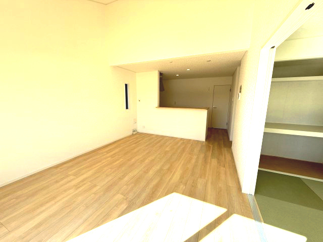 クレイドルガーデン高崎市箕郷町白川第2　6号棟（平屋）の浴室|１坪タイプのフルオートバスです！
足を延ばして入れる広さなので一日の疲れも癒されますよ♪
室内物干しや浴室乾燥機もあるのでお天気の悪い日にはランドリースペースとしてもご利用できます！