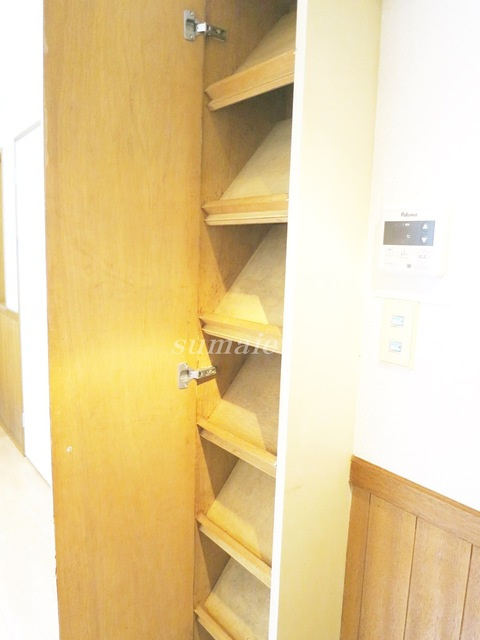 ニューパレスの収納|玄関収納です！