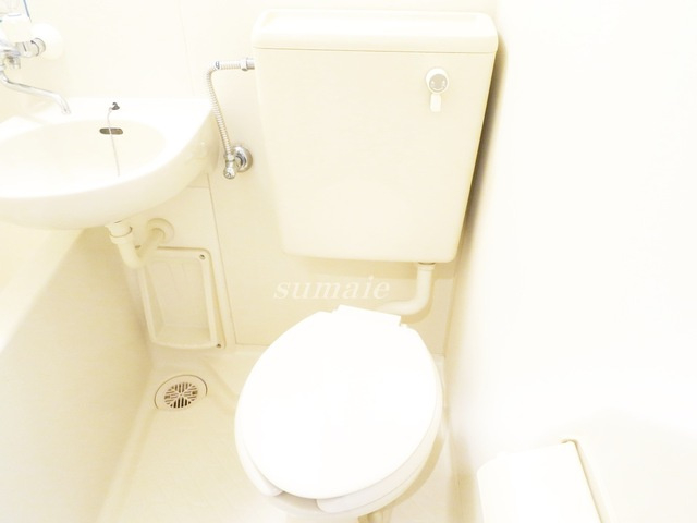 ニューパレスのトイレ|トイレはこんな感じです。