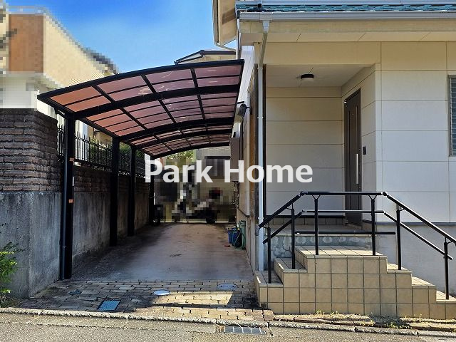 高知市春野町南ヶ丘7丁目　中古戸建ての駐車場