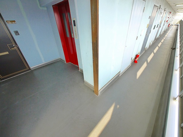 アメニティホウコクのその他共用部分|玄関前通路