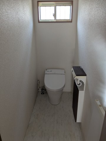 中古戸建　秋間みのりが丘のトイレ|コンパクトで使いやすいトイレです