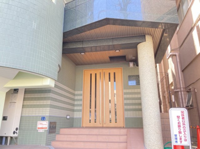 【エントランス】 | サンタ・フィールズ