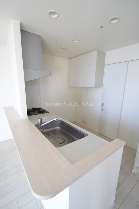 メトロタワー山下町のキッチン