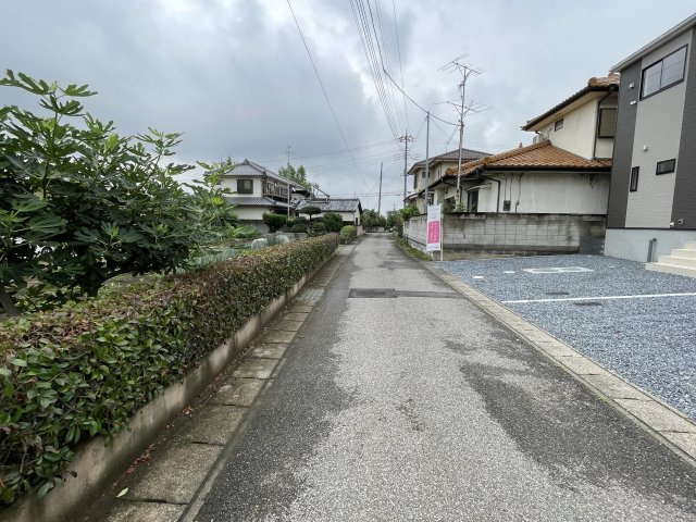 新築戸建・新築建売　大泉町寄木戸第18　西小・西中の前面道路含む現地写真