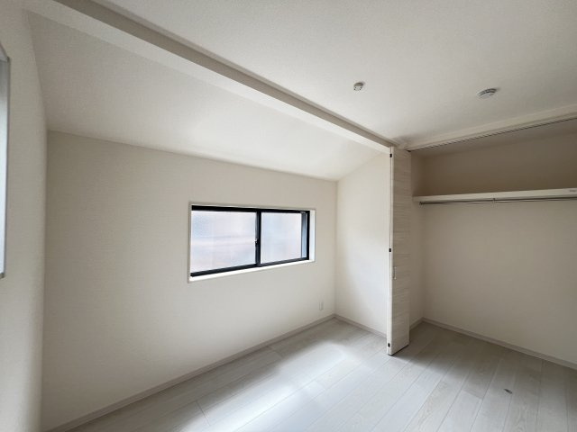 香芝市下田西３期の子供部屋|洋室5.25帖　クローゼット付き