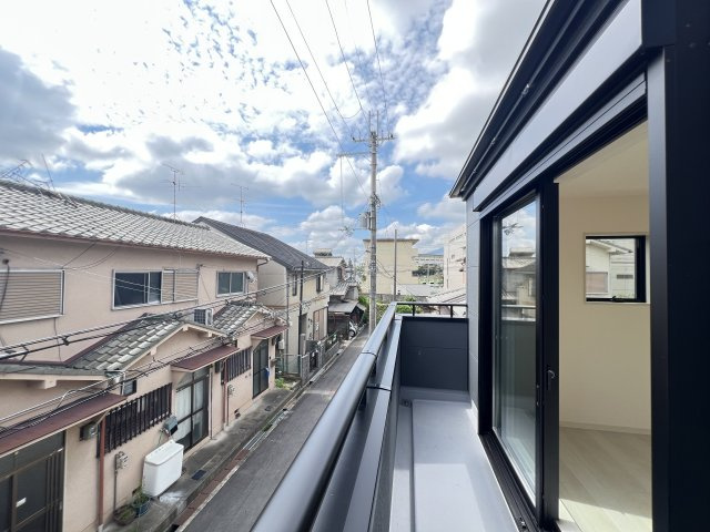 香芝市下田西３期のバルコニー