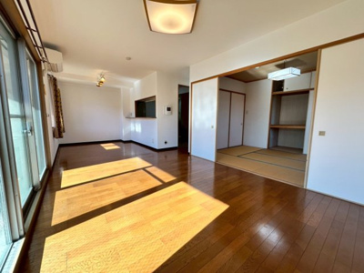 【居間・リビング】 | ロータリーマンション大津京ソルジャンテ