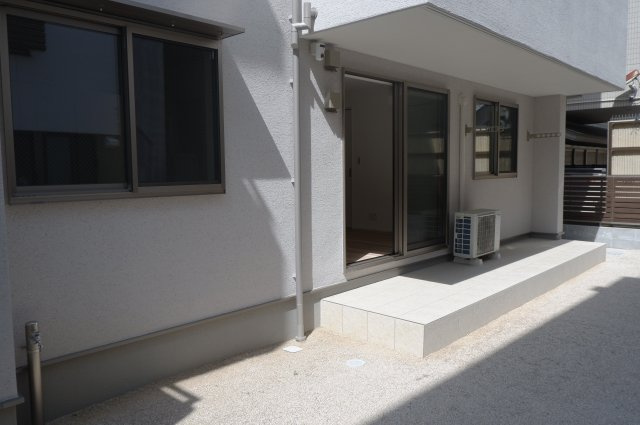 ＣＯＭＦＯＲＴ　ＦＯＲＥＳＴ．翠のバルコニー