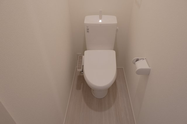 ＣＯＭＦＯＲＴ　ＦＯＲＥＳＴ．翠のトイレ