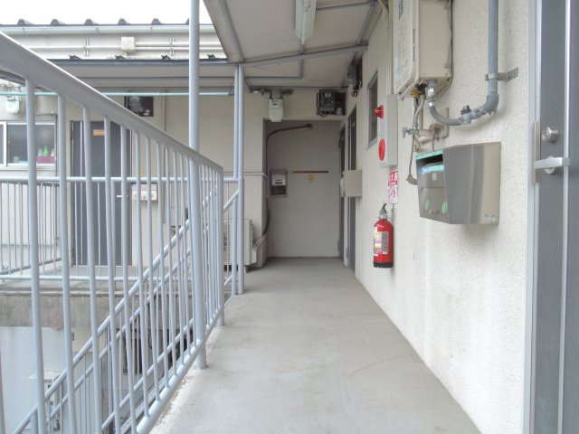 並河マンションのエントランス