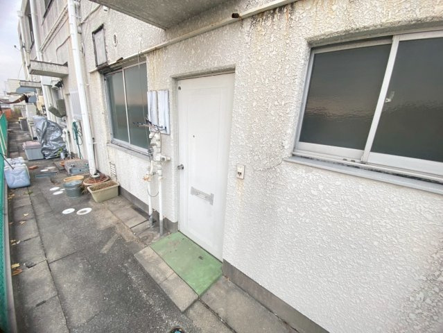 サンシャイン一本木の外観