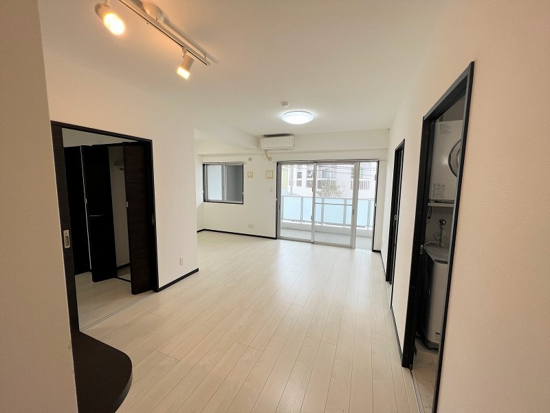 プレミアムコート与儀第二の居間・リビング|プレミアムコート与儀第二｜アイランドリゾート沖縄