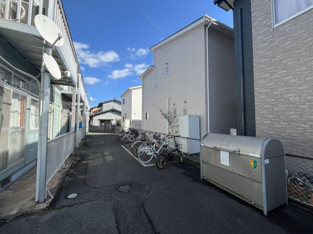 シティハイツみどりの駐車場