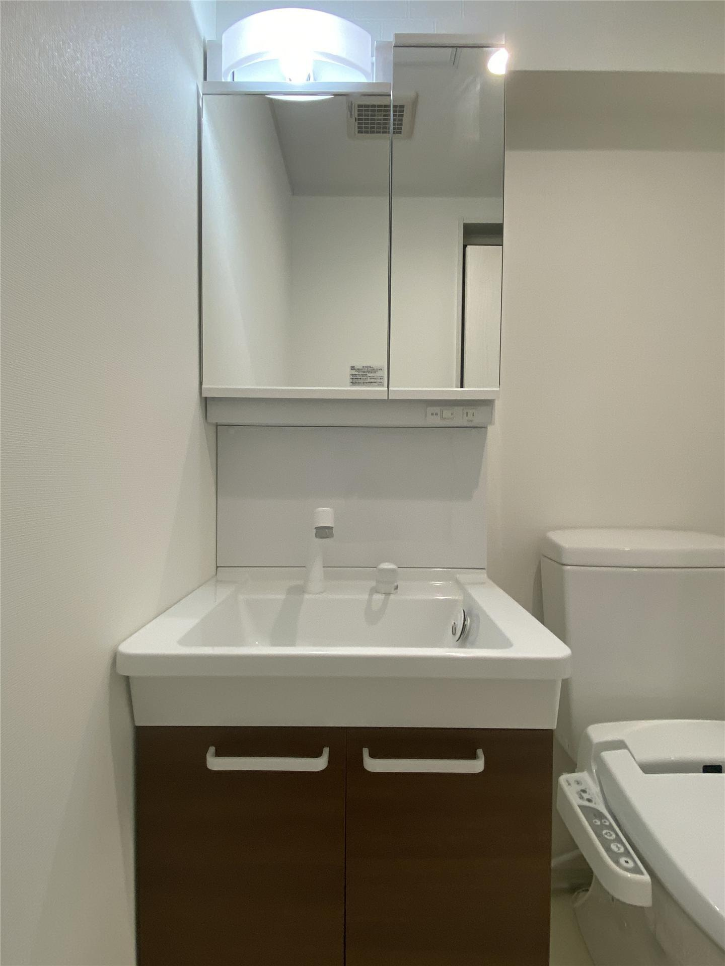 ＷＡＺＡＣの洗面所|洗髪洗面化粧台