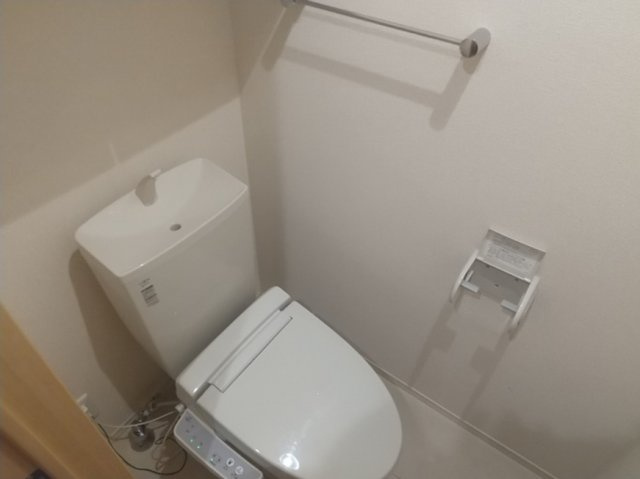 イークリスタルのトイレ