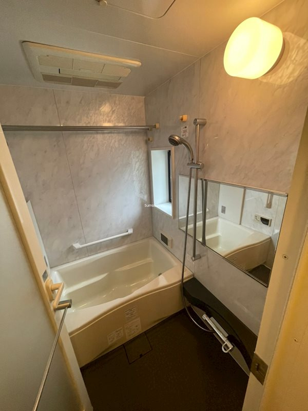 リーガル靭公園南の浴室|日々の暮らしに欠かせないお風呂です