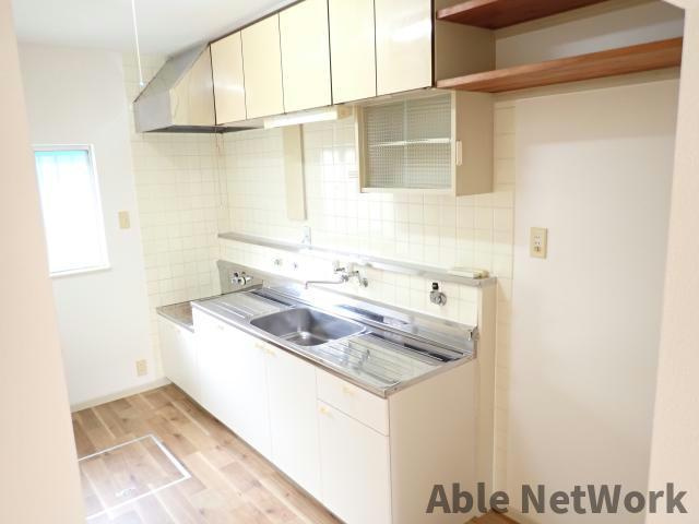 アイビス土合タウン　の収納|キッチン上収納もたっぷり