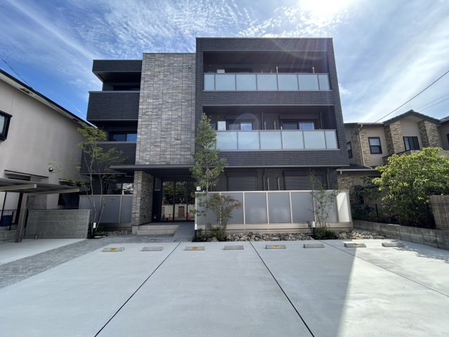 シャーメゾン　新大宮の外観