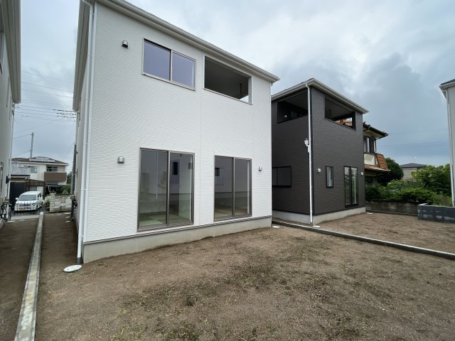 新築戸建・新築建売　大泉町寄木戸第18　西小・西中の庭
