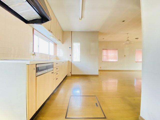 瑞穂市 古橋（横屋駅） 2階建 の居間・リビング