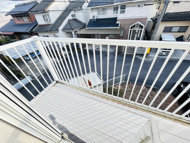 瑞穂市 古橋（横屋駅） 2階建 のバルコニー