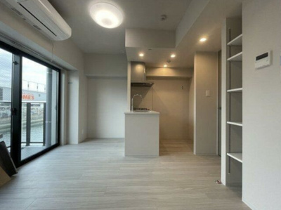 【居間・リビング】 | BPRレジデンスMotomachi Bay Side