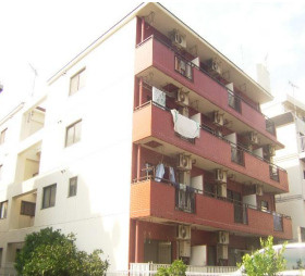 バンドーム大津和の外観