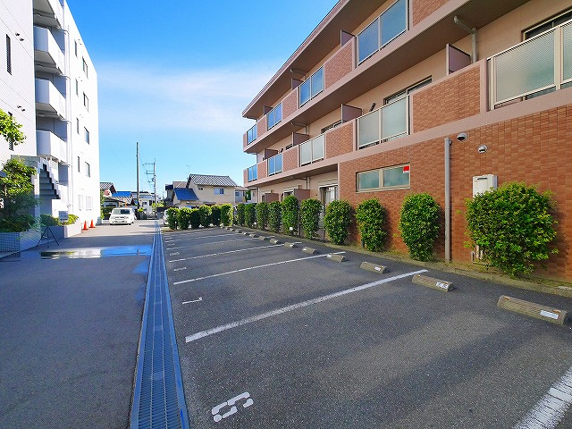 武田ビルの駐車場