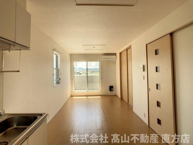 メゾンドリシュＡの居間・リビング