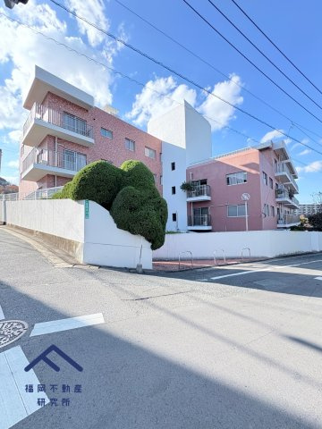 サンライフ高宮チャペルサイドの外観