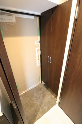 【玄関】 | グランステディ城東中央