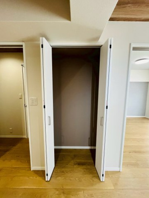 【収納】 | 今福スカイハイツ | ついつい物があふれるリビングも、この収納ひとつでお片付けがもっとスムーズに！