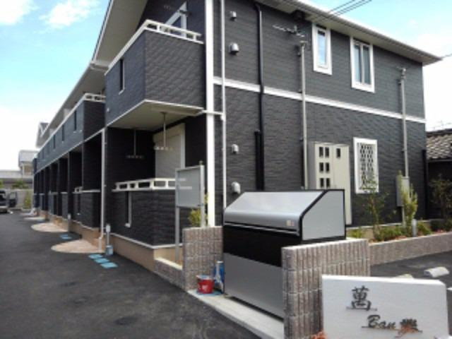 萬（ばん）の外観