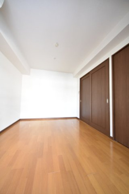 【寝室】 | ルミエールオクティア