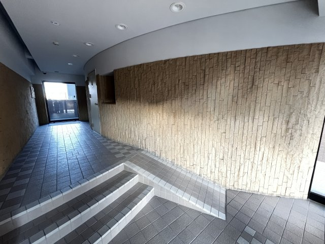 ライオンズマンション岐阜則武【2階】のエントランス