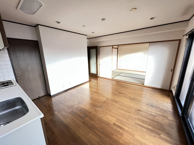 ライオンズマンション岐阜則武【2階】の居間・リビング