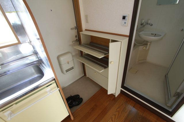 コーポエフ　駅近　角部屋　二人入居相談