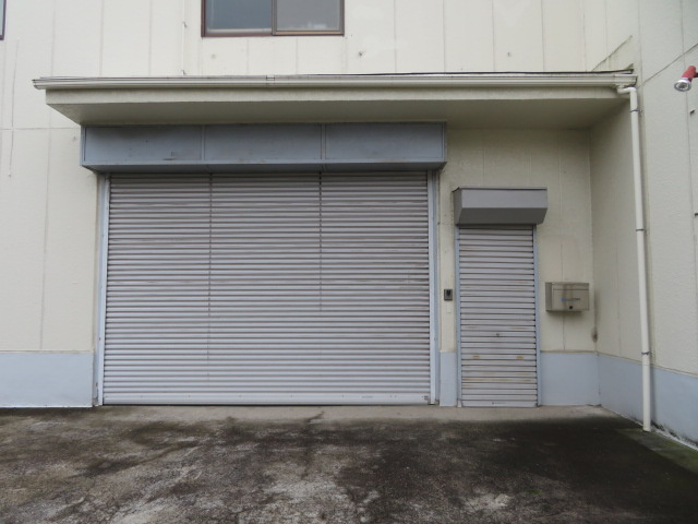 三郷市早稲田２丁目の倉庫