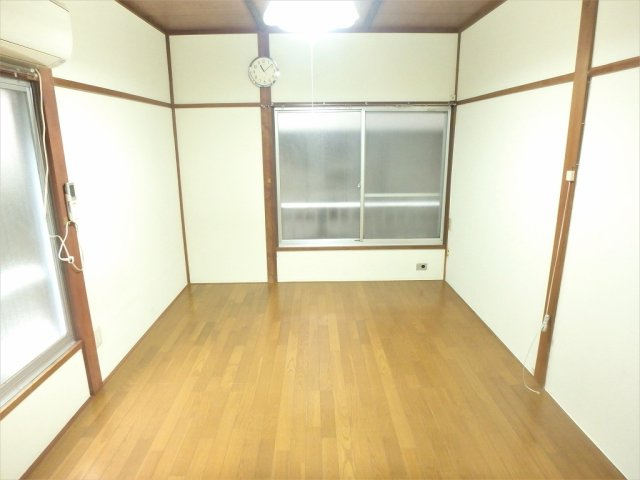 北川荘の居間・リビング