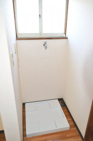 ラベンダーハイツの設備|室内洗濯機置き場