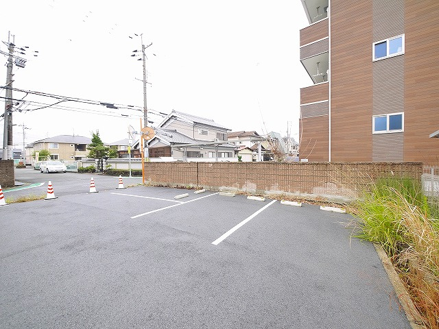 四条大路３丁目駐車場の駐車場