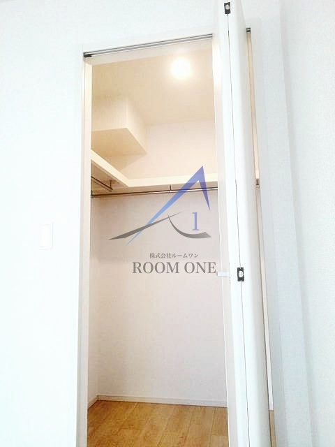 Ｂｒｅｅｚｅ　ＢＭＹの収納|ウォークインクローゼットです。